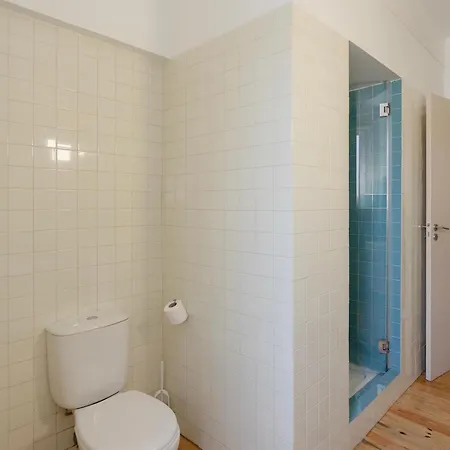 Light Spacious By Liiiving Porto