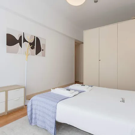 شقة Light Spacious By Liiiving